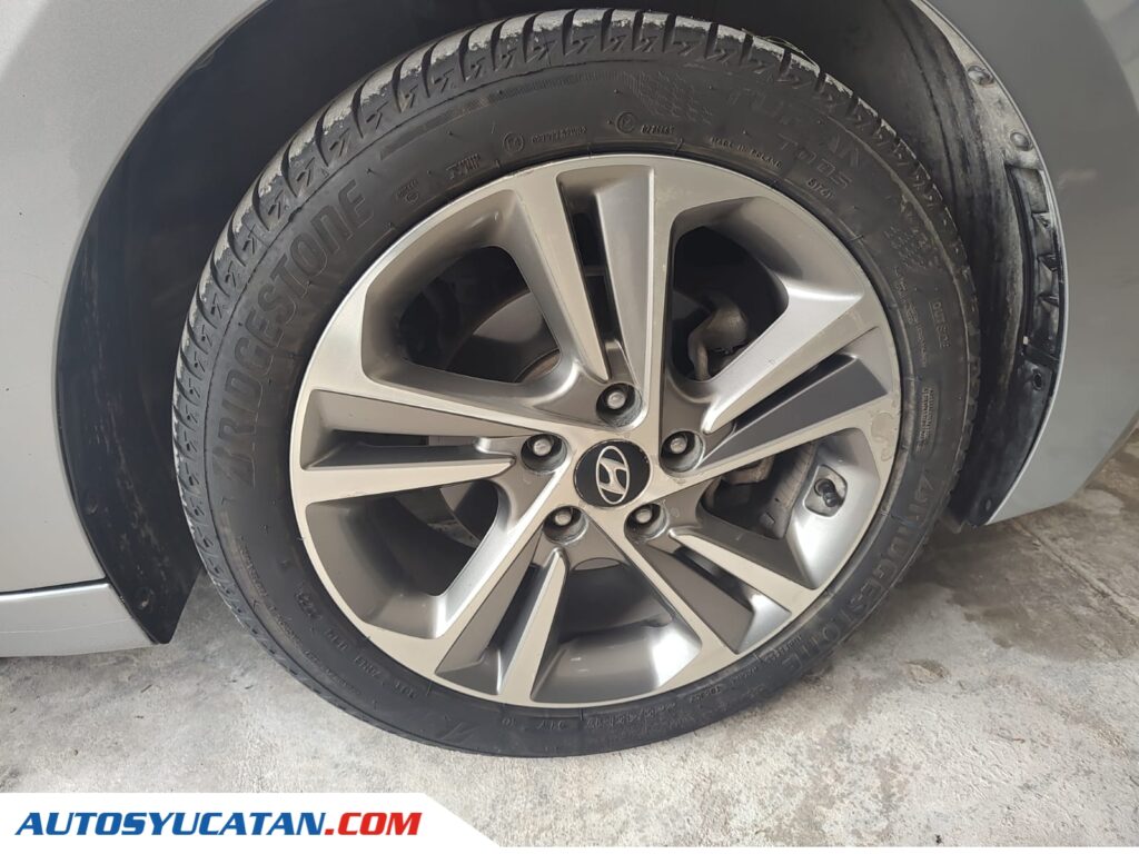 Hyundai Elantra Limited 2017