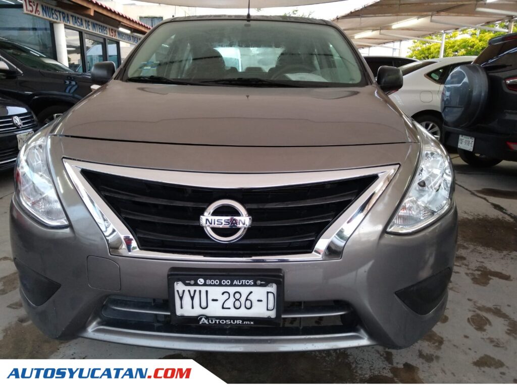 Nissan Versa Standard 2021