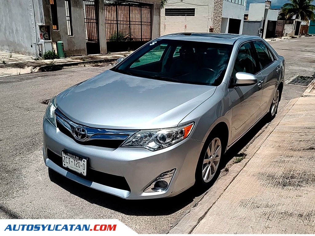 Toyota Camry XLE 2014