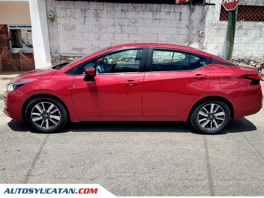 Nissan Versa Advance 2020