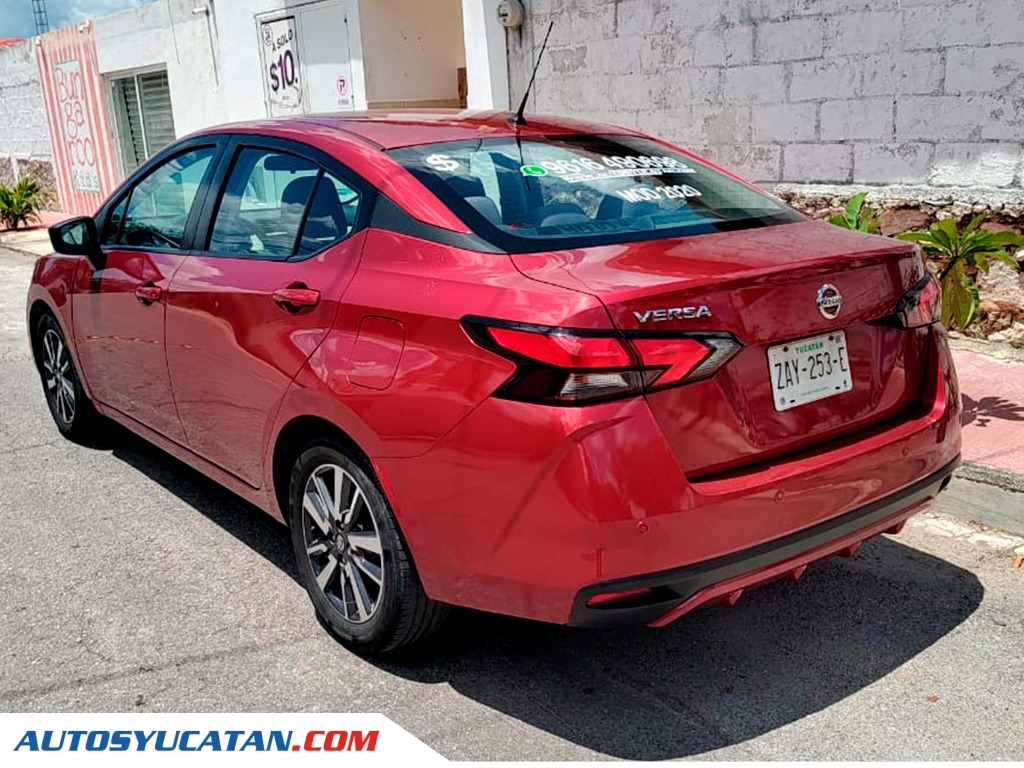 Nissan Versa Advance 2020