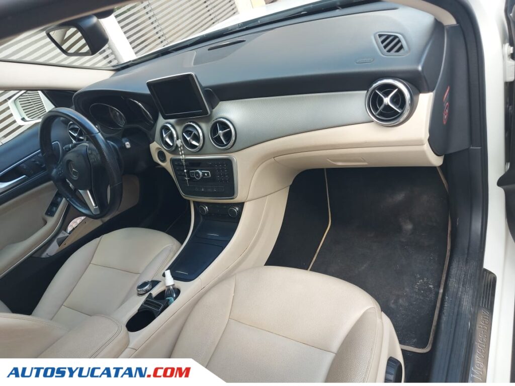 Mercedes Benz Clase GLA 200 2015