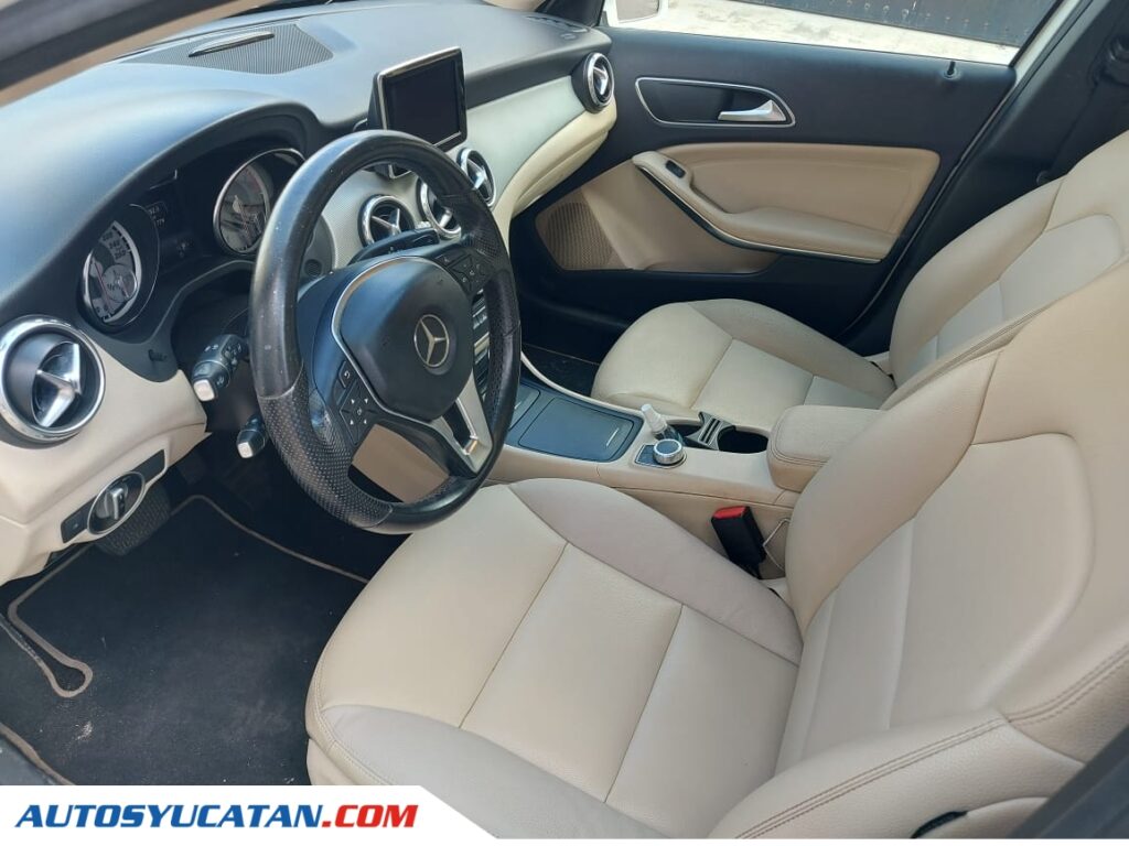 Mercedes Benz Clase GLA 200 2015