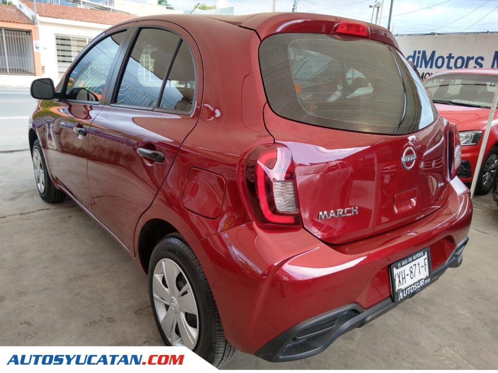 Nissan March 2023