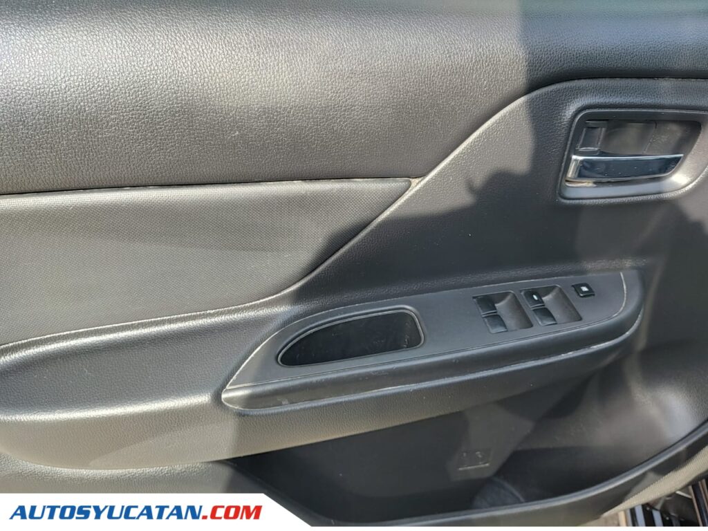 Mitsubishi L200 4X2 2021