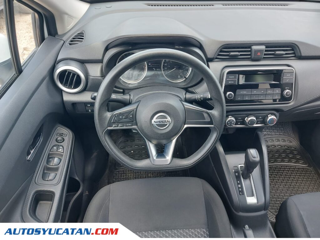 Nissan Versa Sense 2021