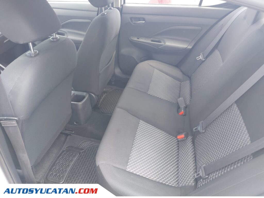 Nissan Versa Sense 2021