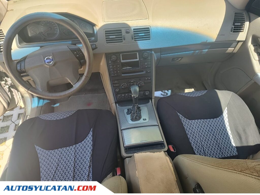 Volvo XC90 2005