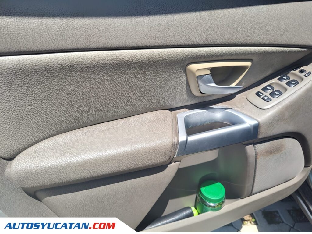 Volvo XC90 2005