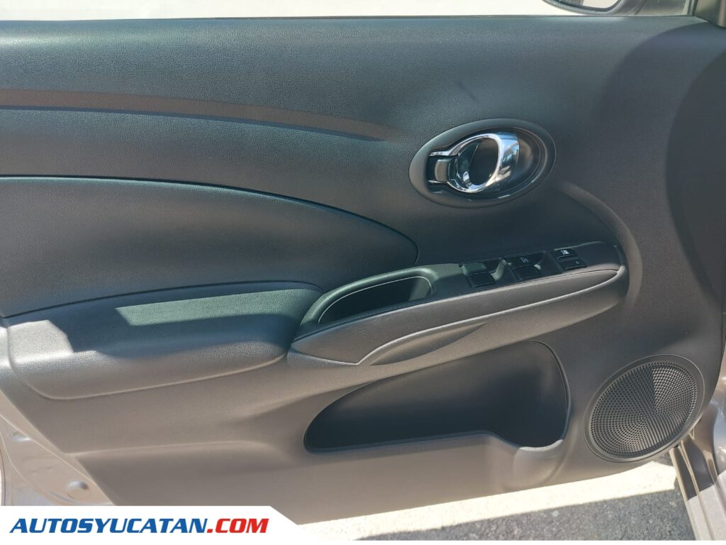 Nissan Versa Sense 2018