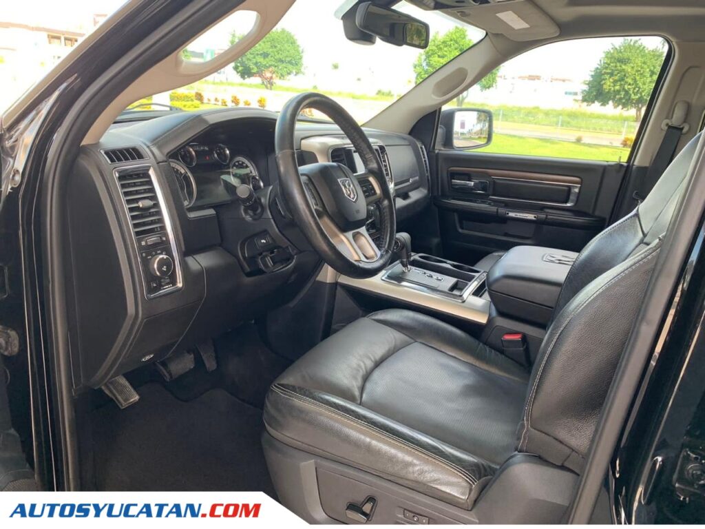 Dodge RAM 2500 Crew Laramie 2013