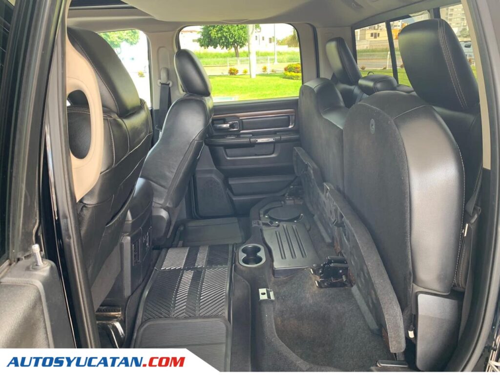 Dodge RAM 2500 Crew Laramie 2013