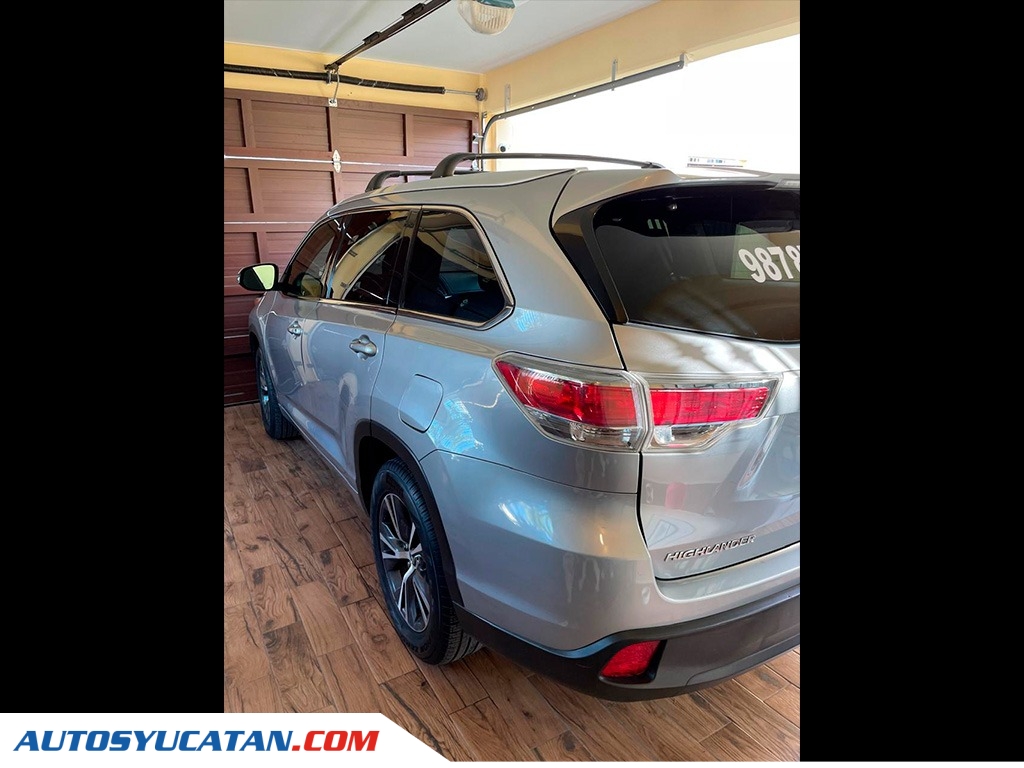 Toyota Highlander XLE 2016