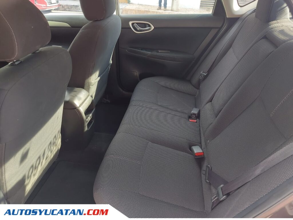 Nissan Sentra 2016