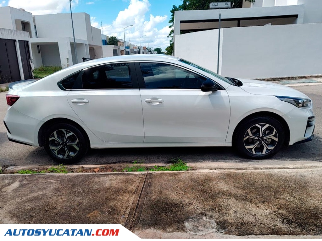 Kia Forte EX Sedán 2021