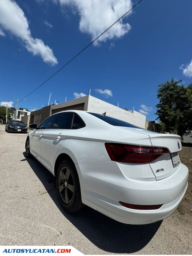 Volkswagen Jetta Comfortline 2021