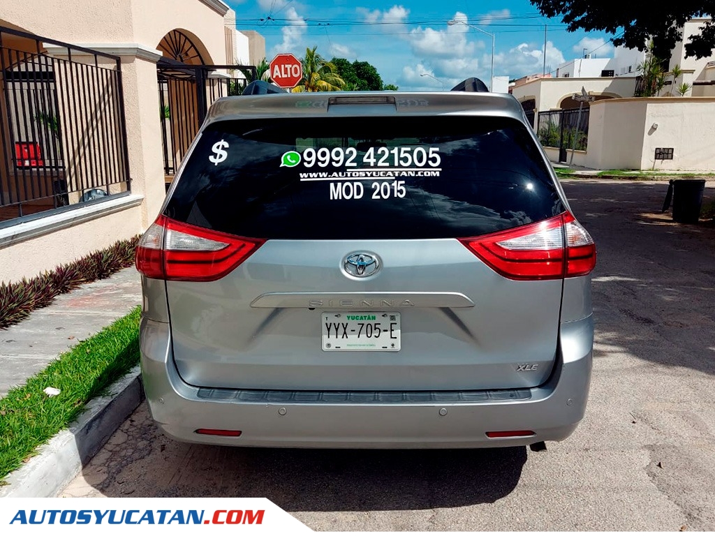 Toyota Sienna XLE 2015