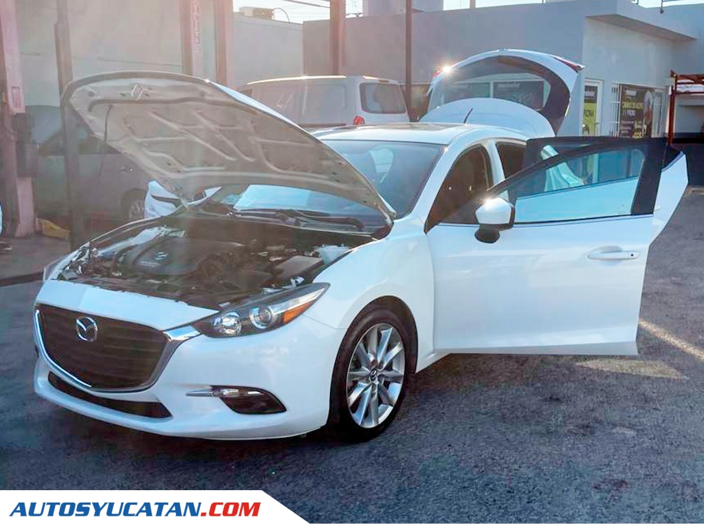 Mazda 3 Hatchback 2018