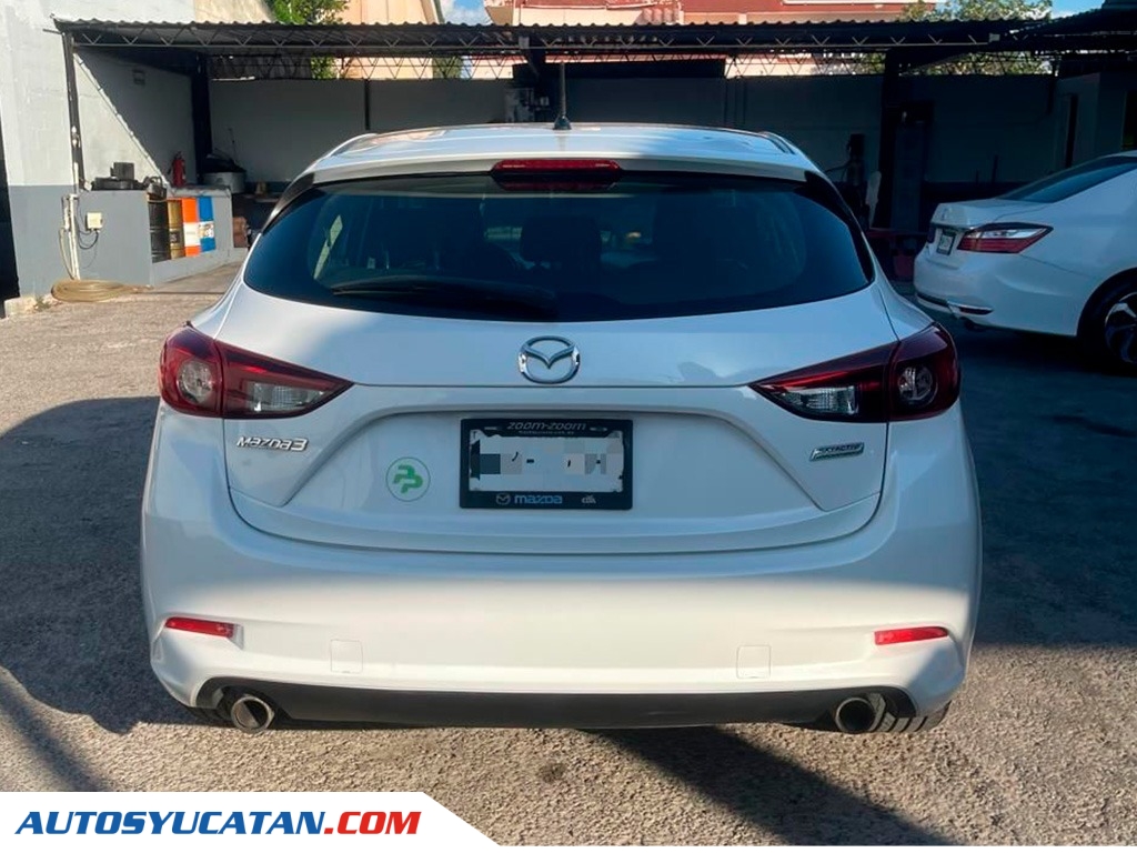 Mazda 3 Hatchback 2018