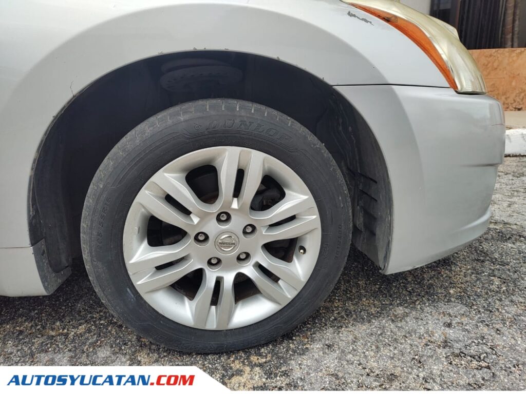 Nissan Altima SL High 2.5 2012