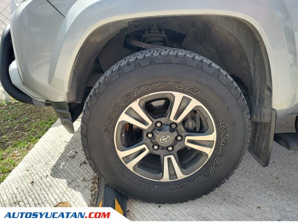 Toyota Tacoma Sport 2016