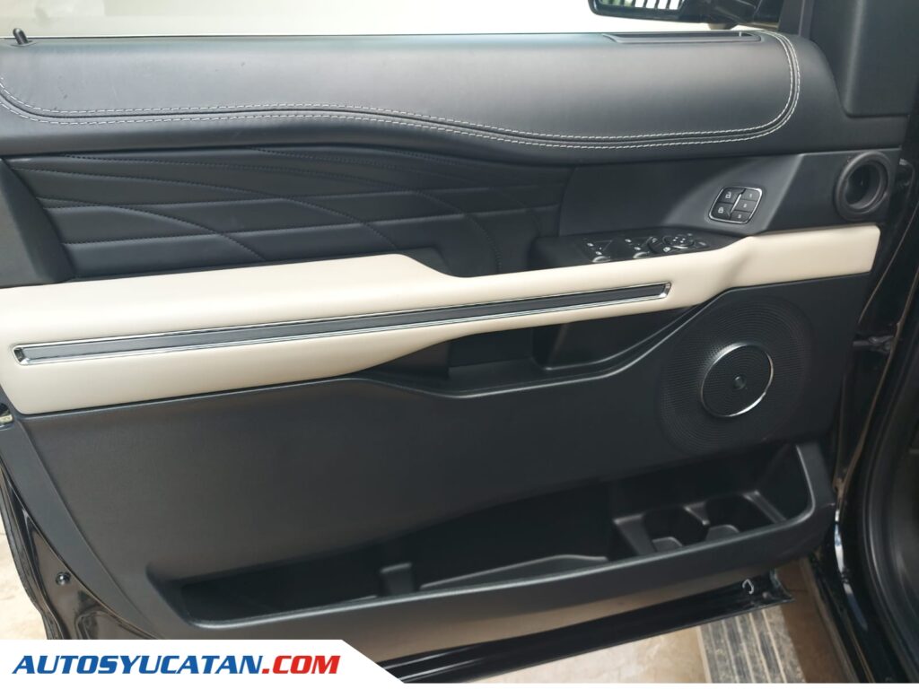 Ford Expedition 2021