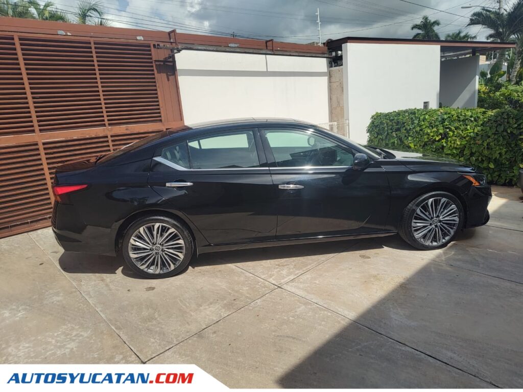 Nissan Altima Exclusive 2023
