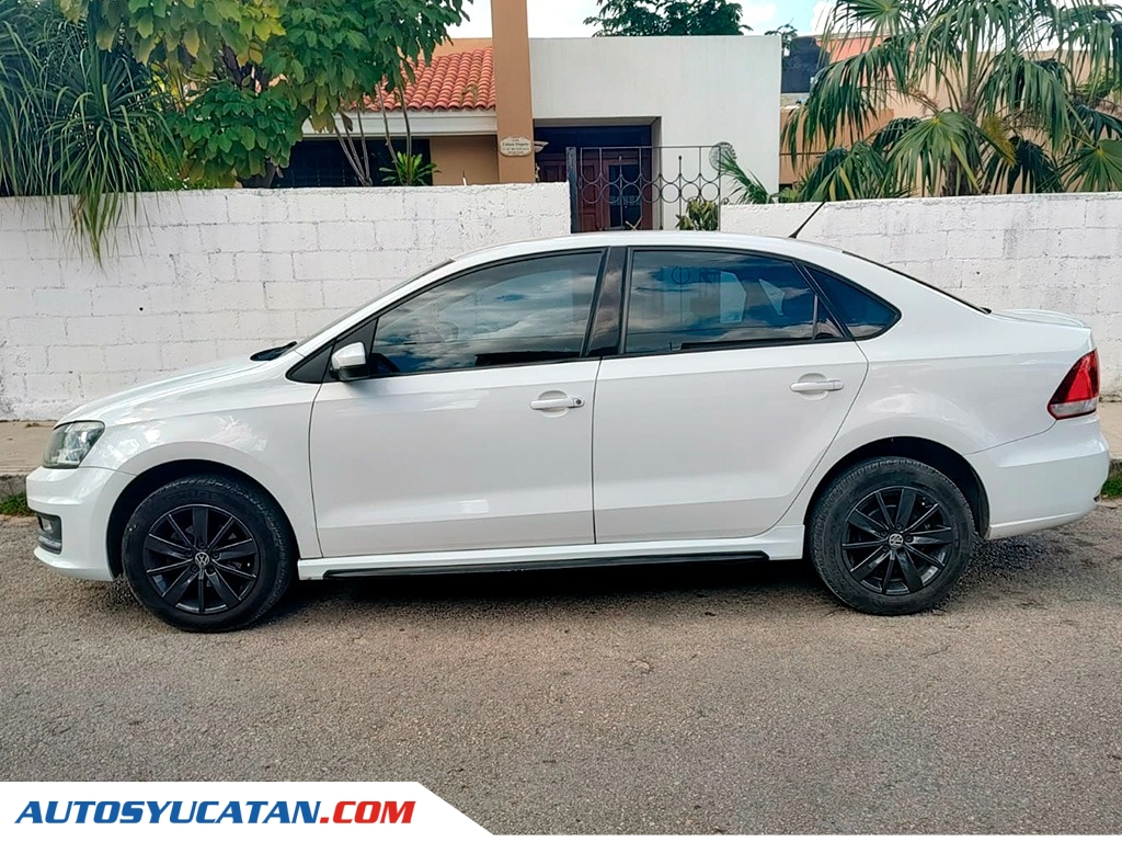 Volkswagen Vento Highline 2016