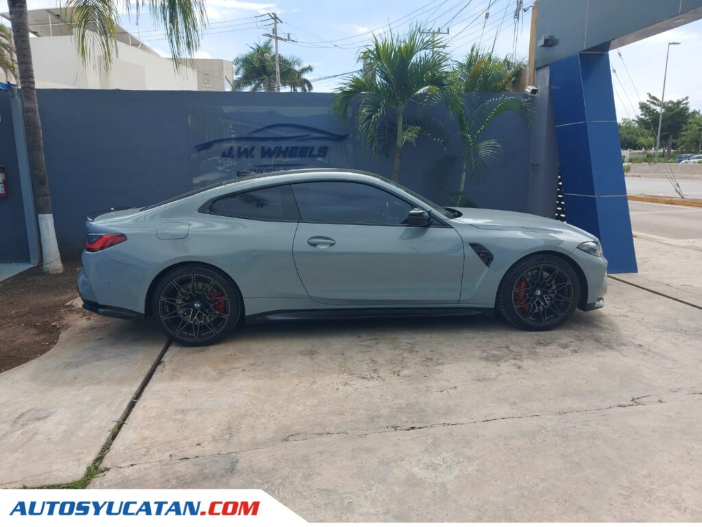 BMW M4 2021