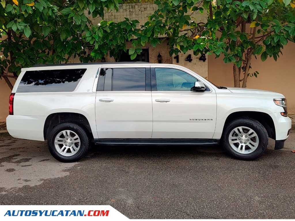 Chevrolet Suburban LT 2018