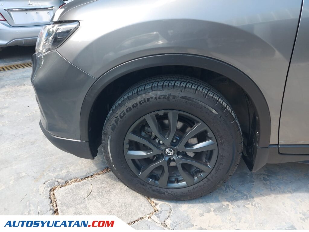 Nissan X-Trail Sense 2021 5 pasajeros