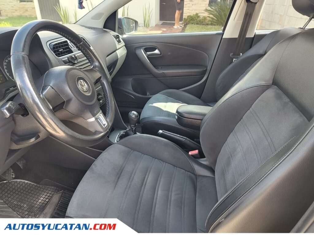 Volkswagen Polo TSI Highline 2014