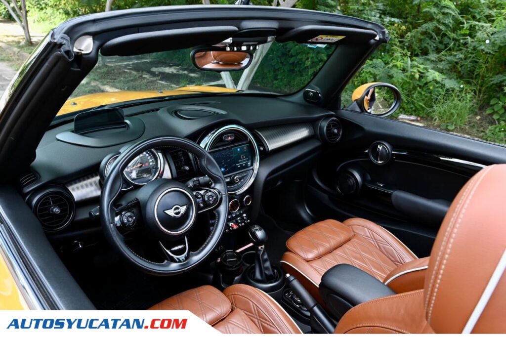 Mini Cooper Pepper Convertible 2018
