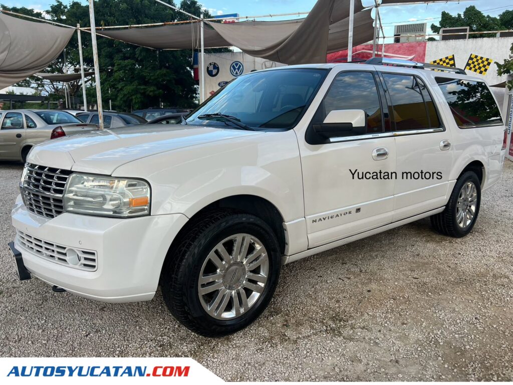 Lincoln Navigator 2011