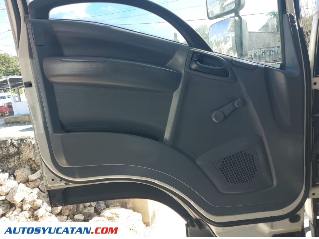 Isuzu Forward 1100 Chasis 2015