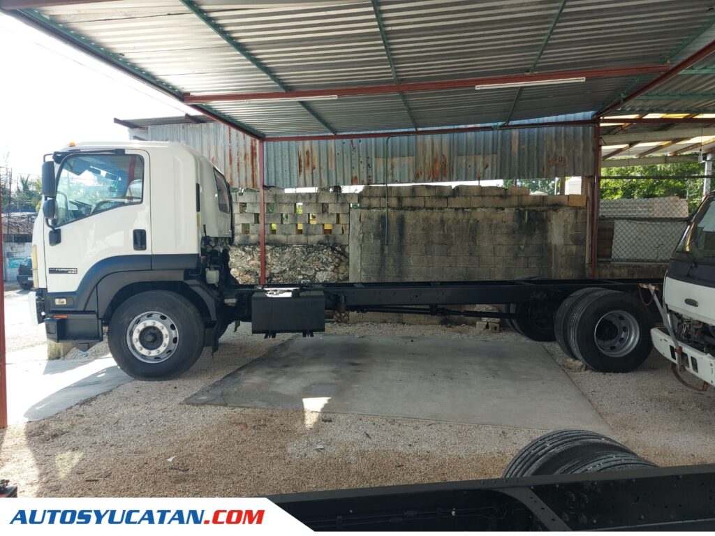 Isuzu Forward 1100 Chasis 2015