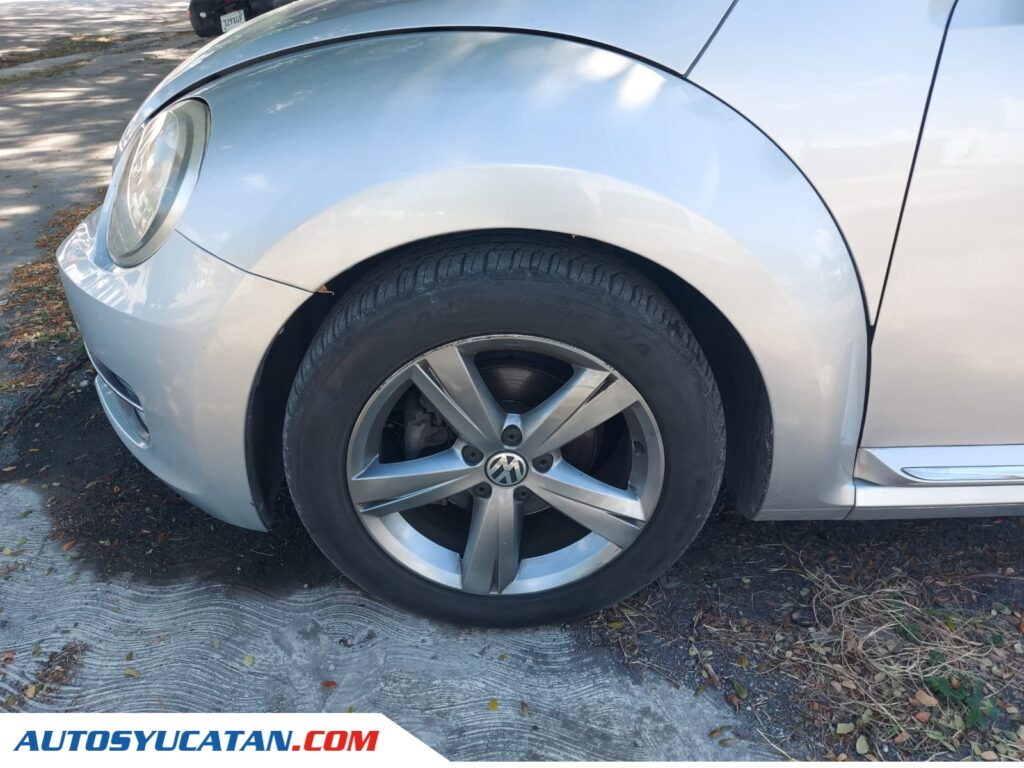 Volkswagen Beetle 2015