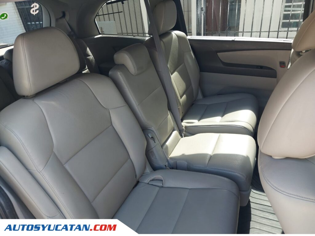 Honda Odyssey Touring 2015