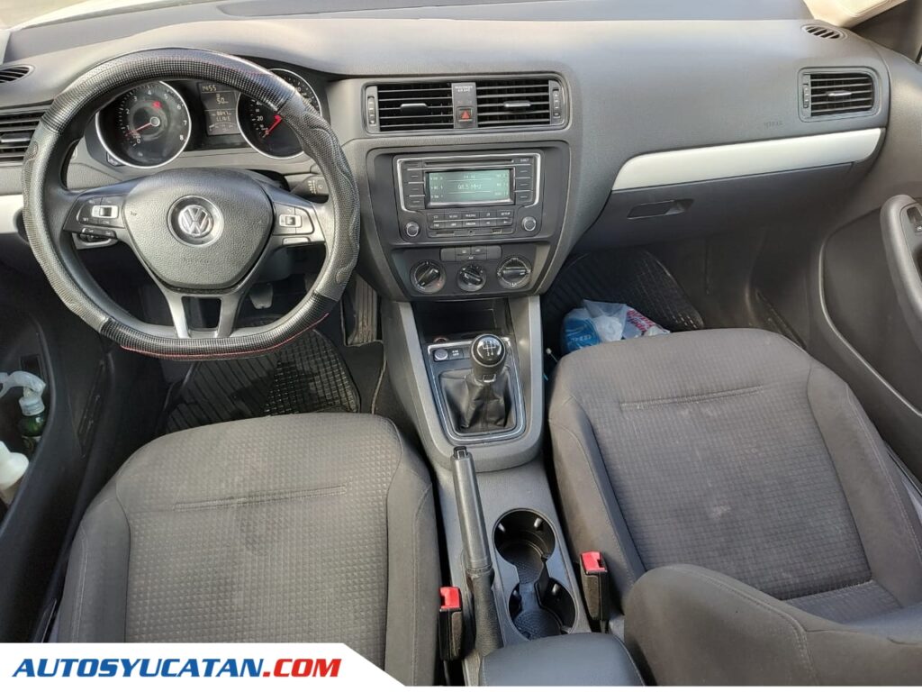 Volkswagen Jetta MK VI Trendline STD 2016