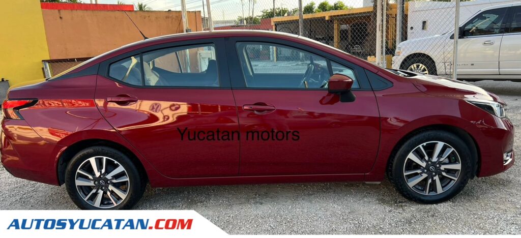 Nissan Versa Advance 2023