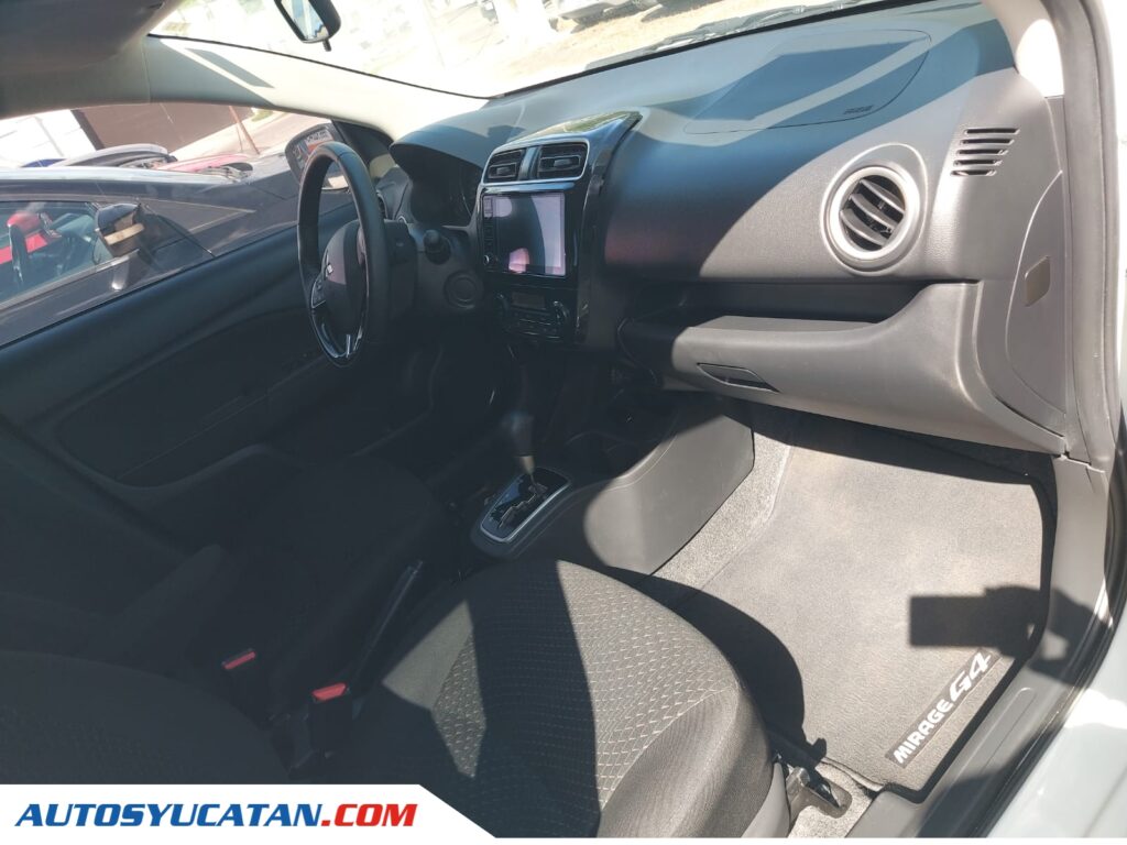 Mitsubishi Mirage G4 2024