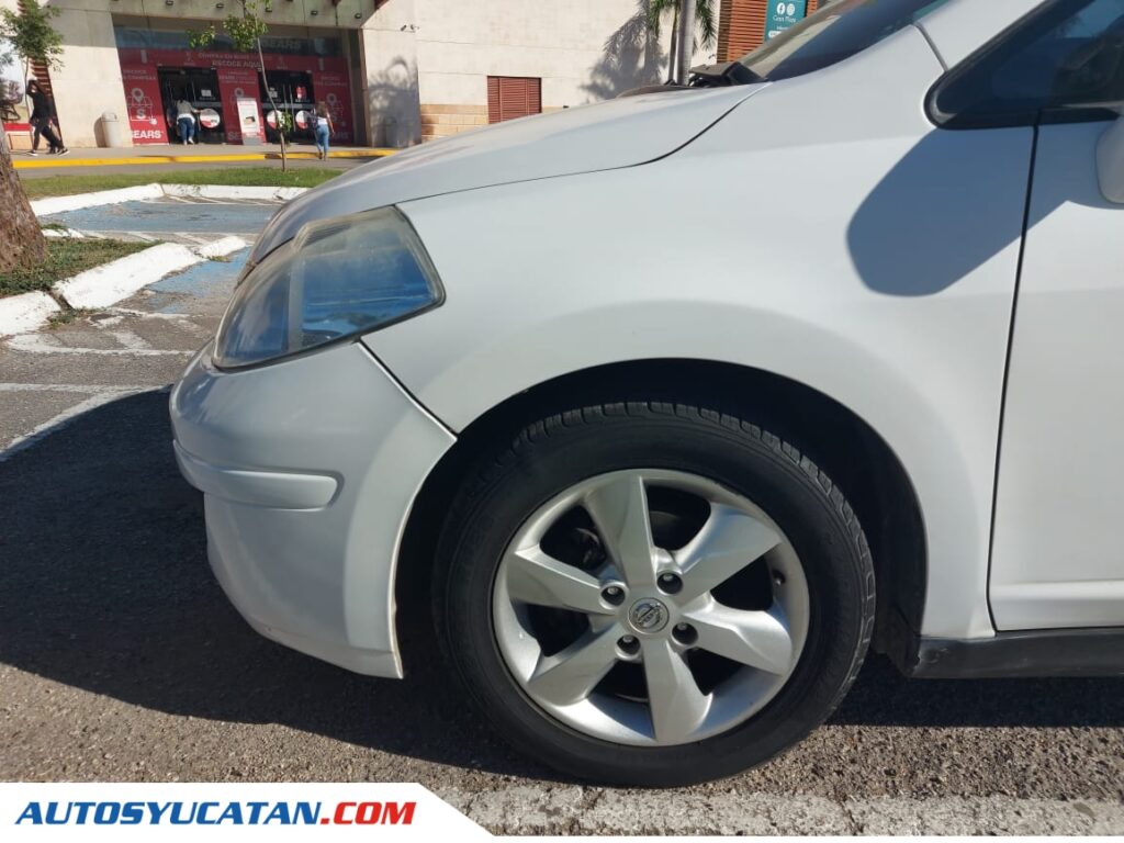 Nissan Tiida Sense 2017