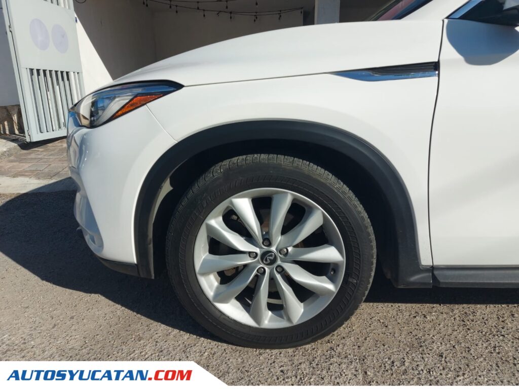 Infiniti QX50 Essential 2019