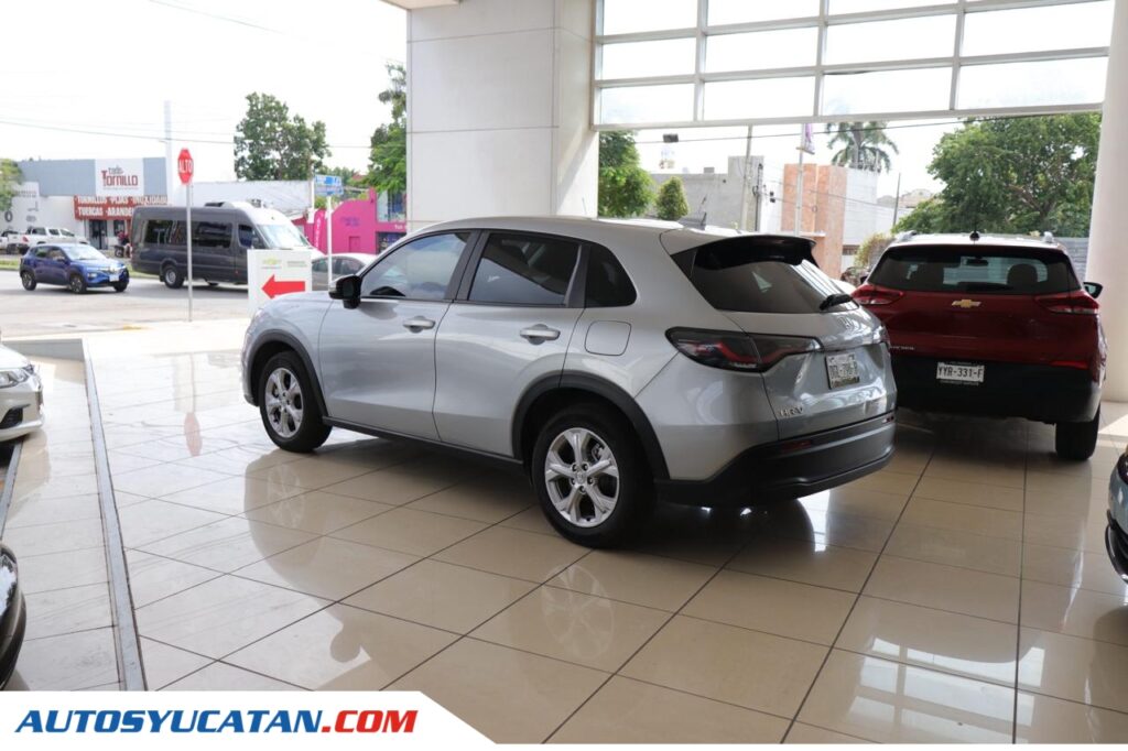 HONDA HR- V UNIQ 2023