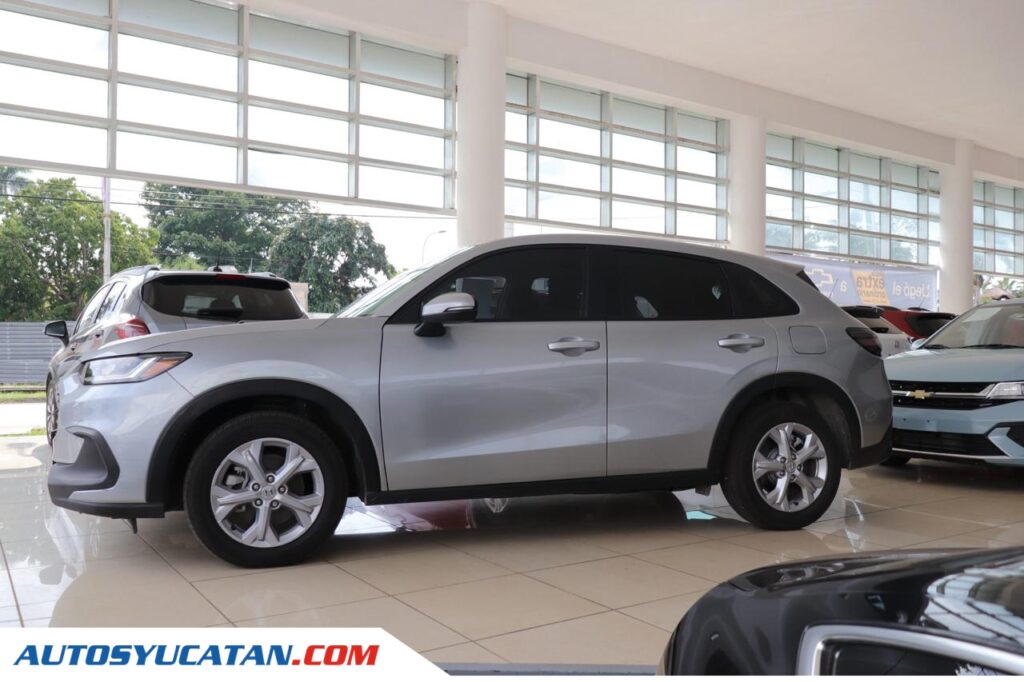 HONDA HR- V UNIQ 2023