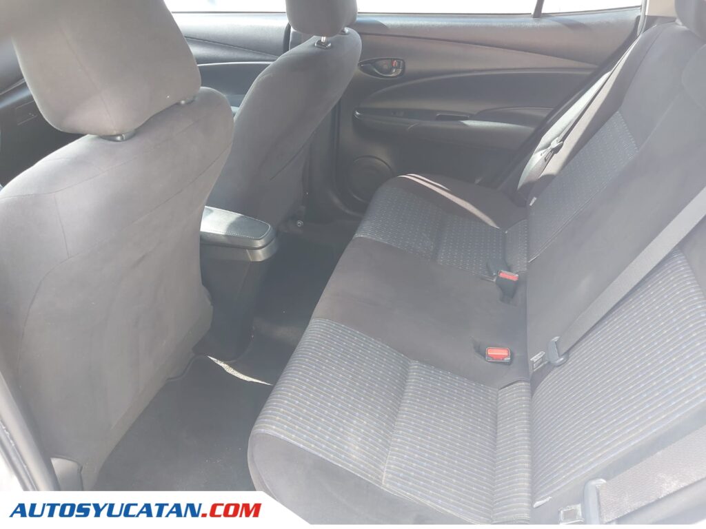 Toyota Yaris Core 2018