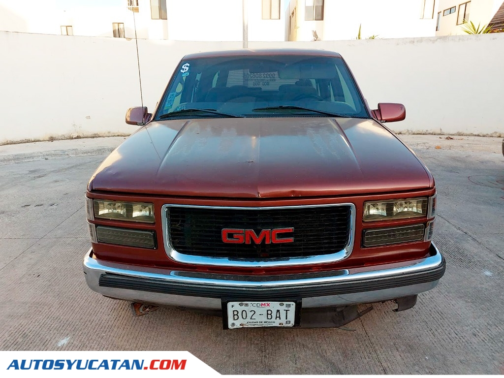Chevrolet GMC Suburban 1998
