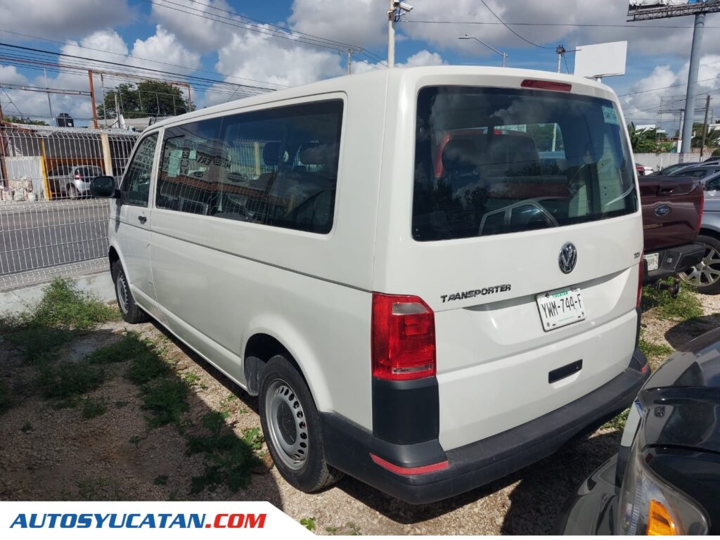 Volkswagen Transporter Pasajera 2017
