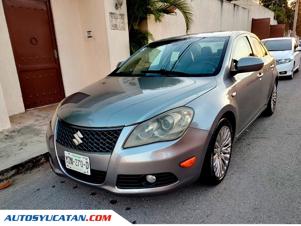 Suzuki Kizashi GLX CVT 2.4 L 2014