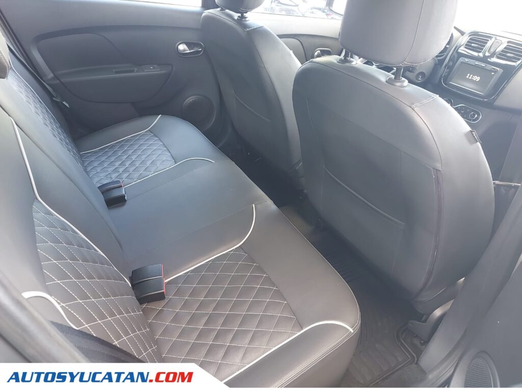 Renault Logan 2023
